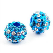 Yiwu Factory prix bon marché en gros alliage + diamant shamballa perles